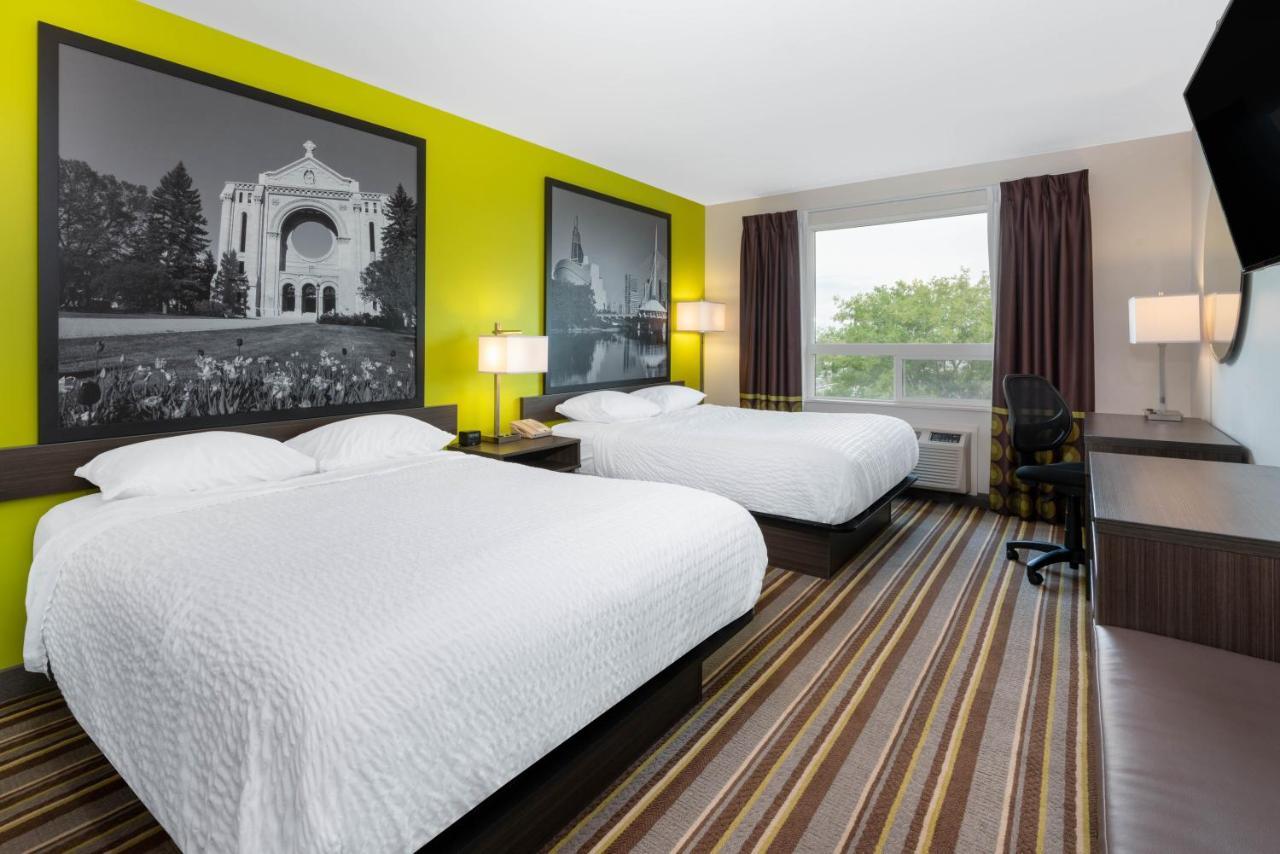 Super 8 By Wyndham Winnipeg East Mb Екстер'єр фото