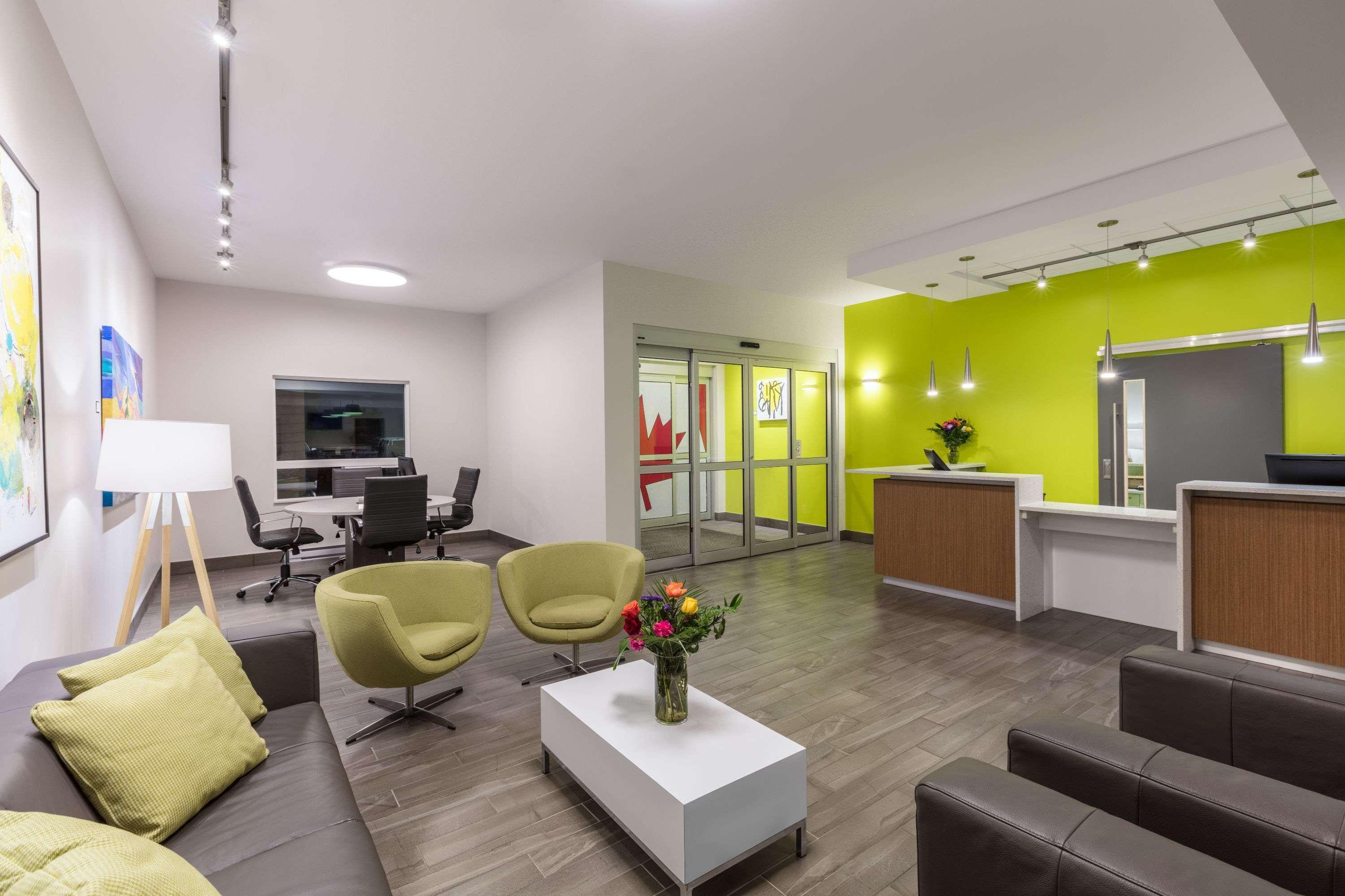 Super 8 By Wyndham Winnipeg East Mb Екстер'єр фото